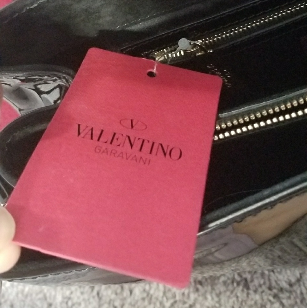 💯AUTHENTIC VALENTINO GARAVANI